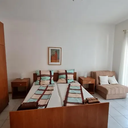 Mira Apartment *