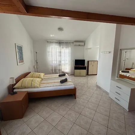 Mira Apartment Pula